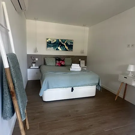 Golden Coast Appartement *