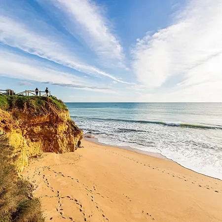 아파트 Golden Coast