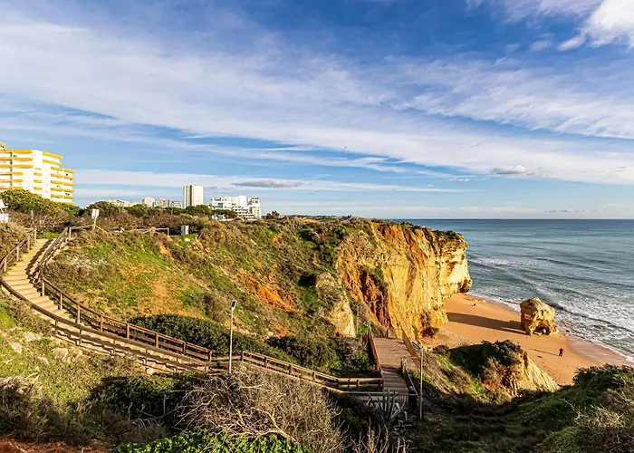 Golden Coast 아파트 *